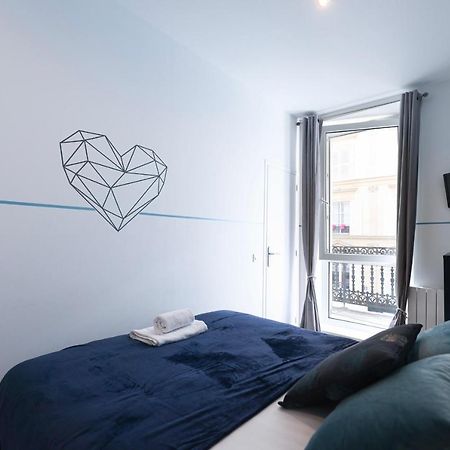 Green Apartment Near Montmartre And Opera Париж Екстериор снимка